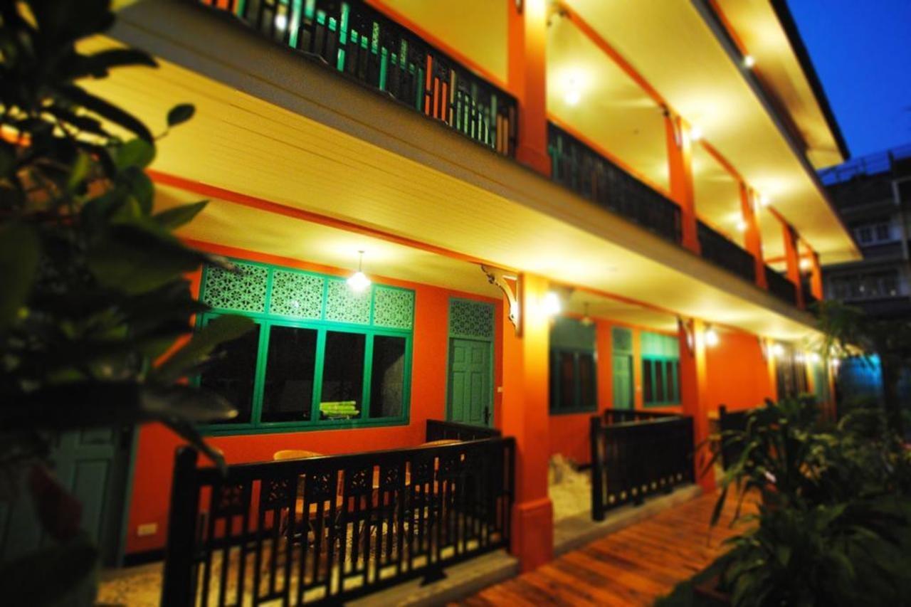 Focal Local Bed & Breakfast Bangkok Ngoại thất bức ảnh
